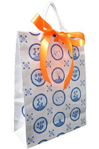 [K1110429] Kadotas Delfts Blauw Tegeltje Met Koord & Lintgleuf 24x10x32cm 10st