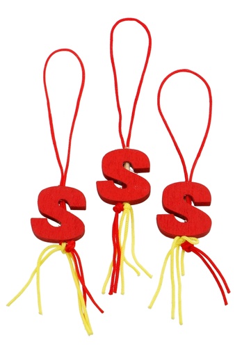 [K1340423] Gelukspoppetjes Letters Sint 2x1.5cm Hout Aan Koordje 100stuks