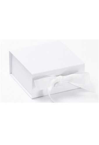 [K167001] Luxueuze Magneetdozen Diamond & Satijn Wit Mat 9.5x11x4.5cm 12stuks