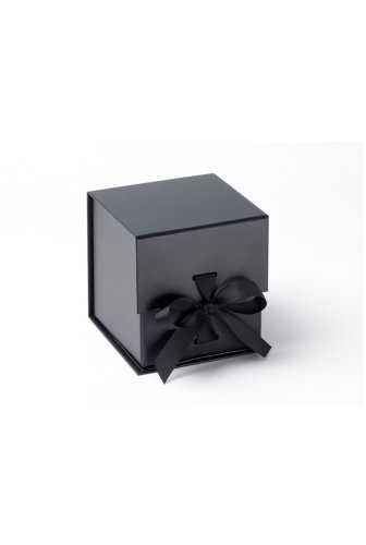 [K167016] Luxueuze Magneetdozen Diamond & Satijn Zwart Mat 11.5x11.5x11.5cm 12st