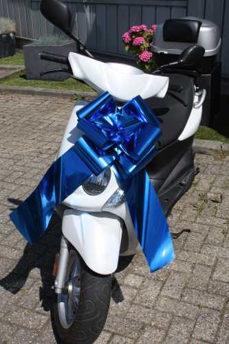 [K1290163S] Grote Strik Scooter Milaan Metallic Donker Blauw d36x36+24cm